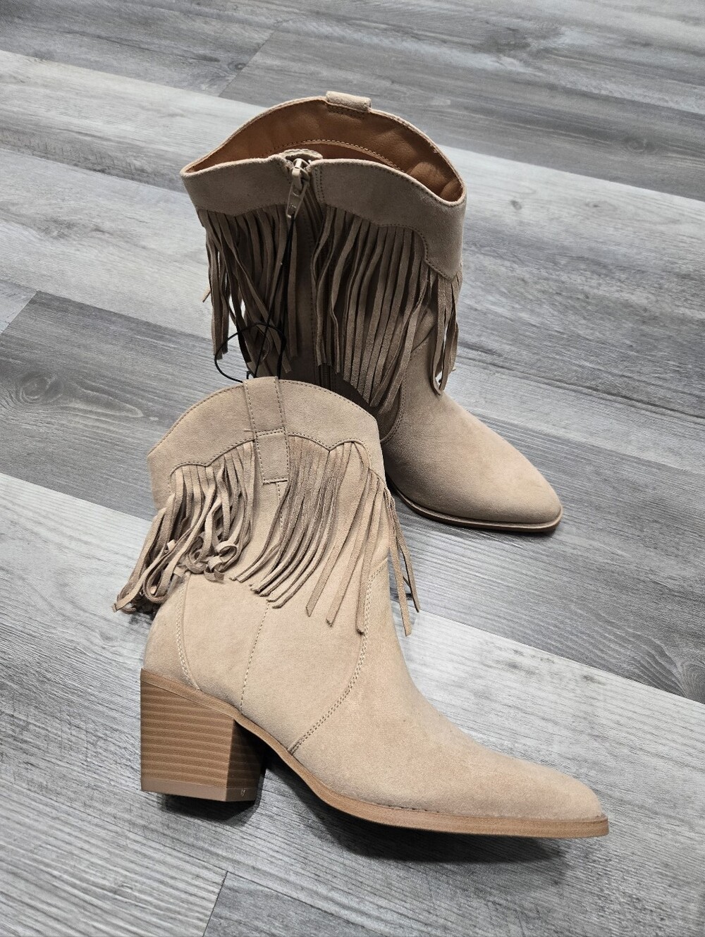 Time and Tru faux suede western booties - Picture 4 of 7